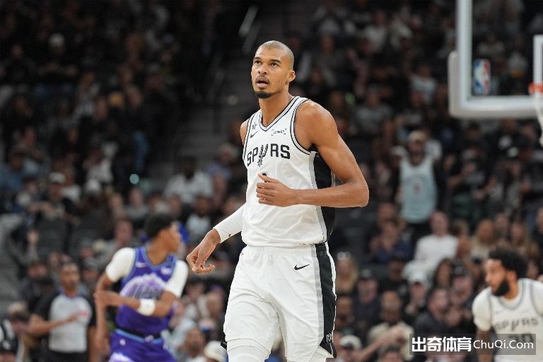 卡塞米罗进,卡瓦哈尔助,皇马,香港赛马,赛程安排,赛果分析,马匹资料,比赛动态